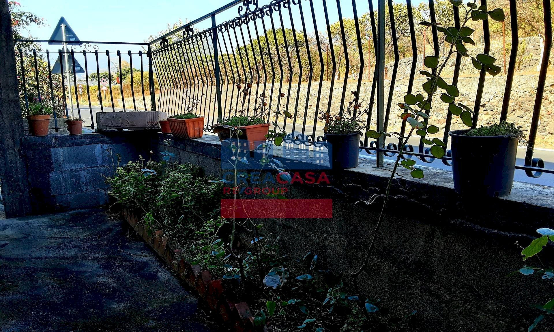 Foto 3 - Villa strada statale 114, Calatabiano - foto 3