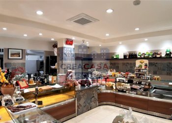 Foto 2 - Attività Commerciale Via Consolare Valeria, Giardini-Naxos - foto 2