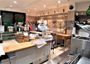 Foto 3 - Attività Commerciale Via Consolare Valeria, Giardini-Naxos - foto 3