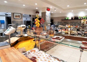 Foto 4 - Attività Commerciale Via Consolare Valeria, Giardini-Naxos - foto 4