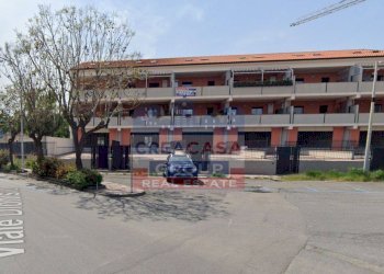 Foto 1 - Locale Commerciale Via Dionisio, Giardini-Naxos - foto 1