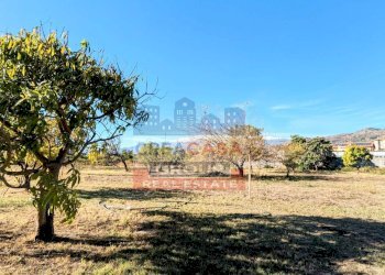 Foto 2 - Terreno edificabile via Garibaldi, Calatabiano - foto 2