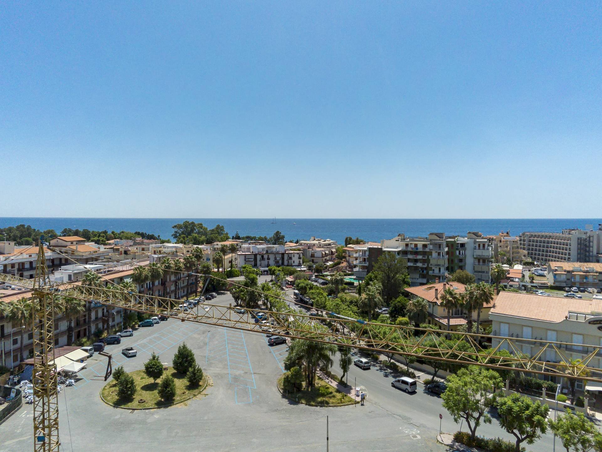 Foto 2 - Locale Commerciale Via Dionisio, Giardini-Naxos - foto 1