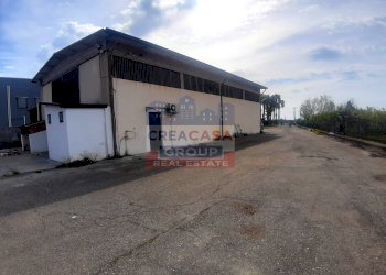 Foto 15 - Capannone Strada Statale 114 Orientale Sicula, Calatabiano - foto 15