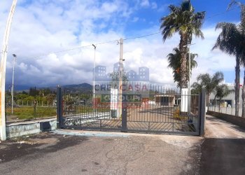 Foto 16 - Capannone Strada Statale 114 Orientale Sicula, Calatabiano - foto 16