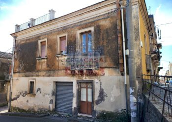Foto 2 - Stabile - Palazzo Via mangani soprani, Piedimonte Etneo - foto 2
