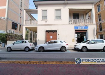 Foto 1 - Locale Commerciale Via Primo Maggio, Pontedera - foto 1