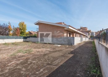 Foto 19 - Villa Via Napoli
 
27, Ciampino - foto 19