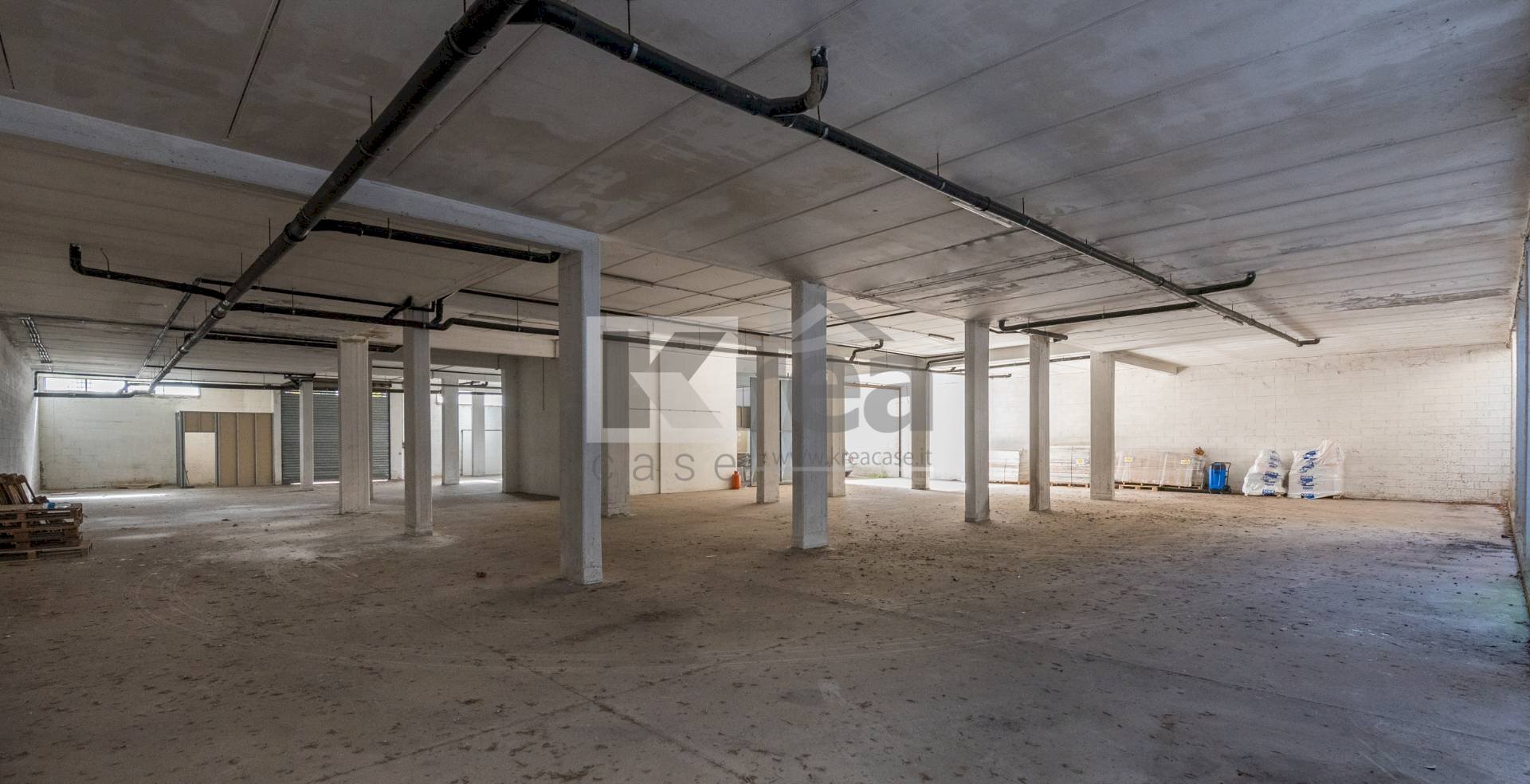 Foto 3 - Warehouse Via Giuseppe Gagliardi
 
16, Roma - photo 3