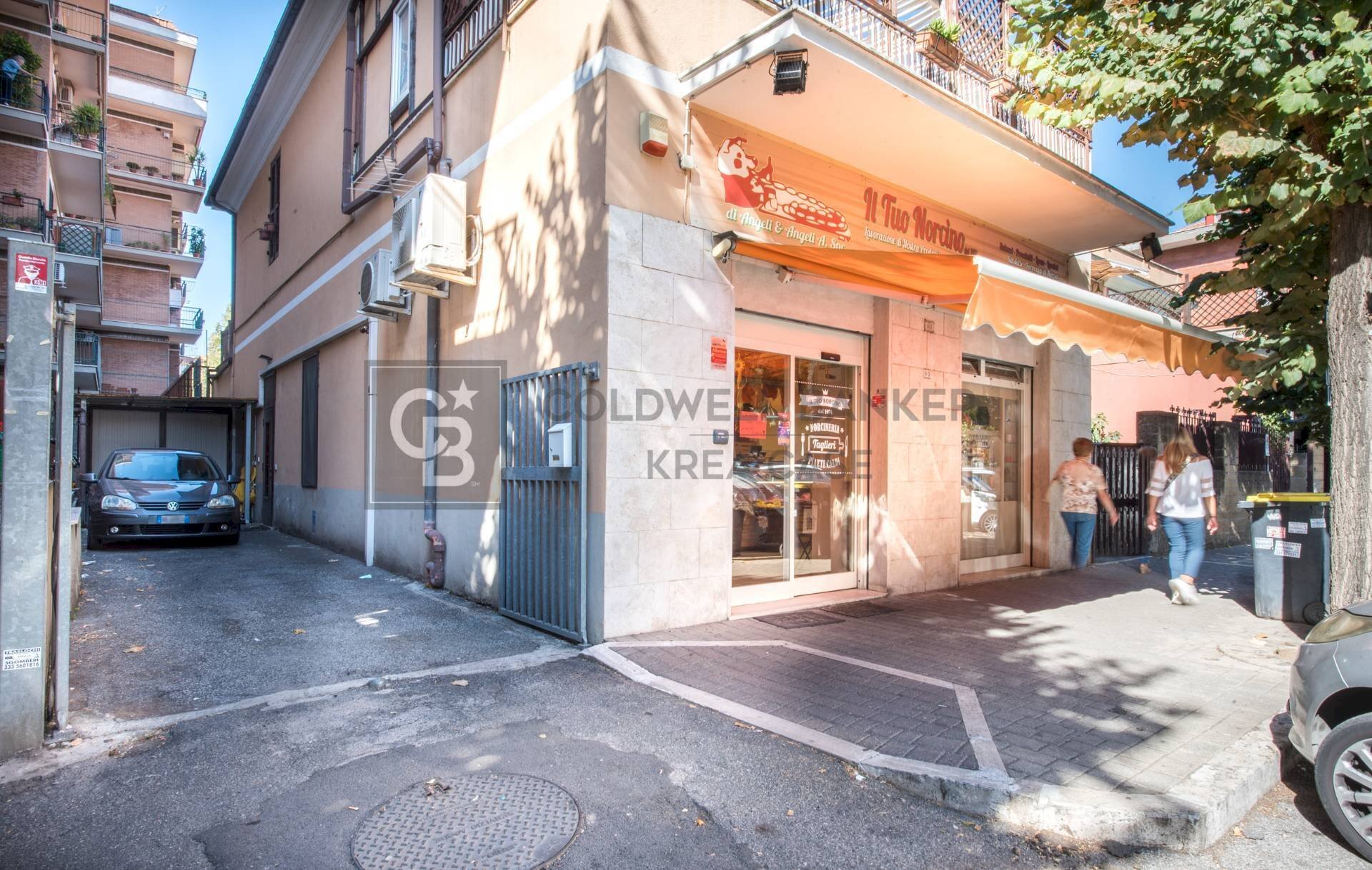 Foto 2 - Locale Commerciale Via San Francesco D'Assisi
60, Ciampino - foto 2