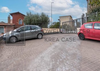 Foto 9 - Box Via Duca degli Abruzzi
 
19, Monte Porzio Catone - foto 9