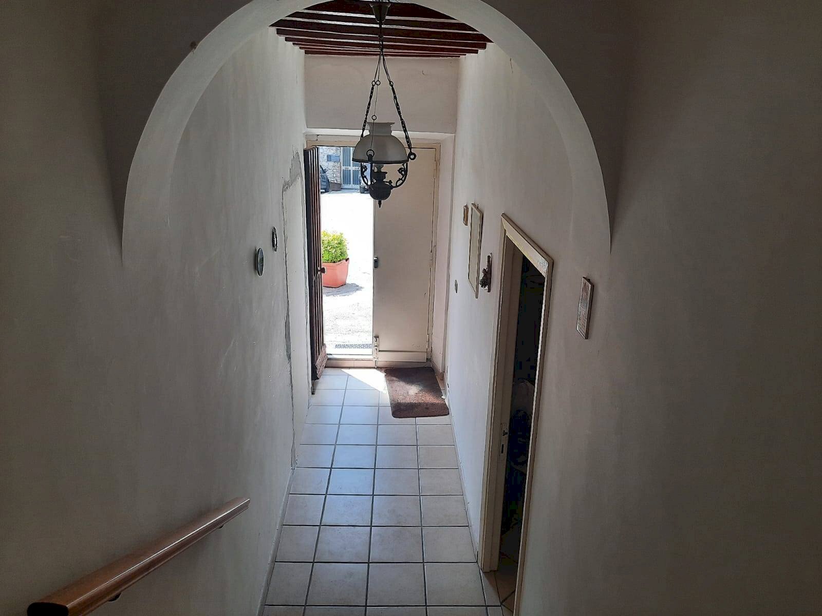 Foto 2 - Appartamento Piazza della Porta Nova
 
5, Montecchio - foto 2