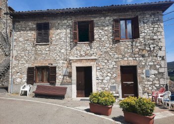 Foto 1 - Appartamento Piazza della Porta Nova
 
5, Montecchio - foto 1