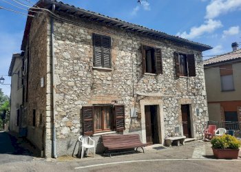 Foto 4 - Appartamento Piazza della Porta Nova
 
5, Montecchio - foto 4