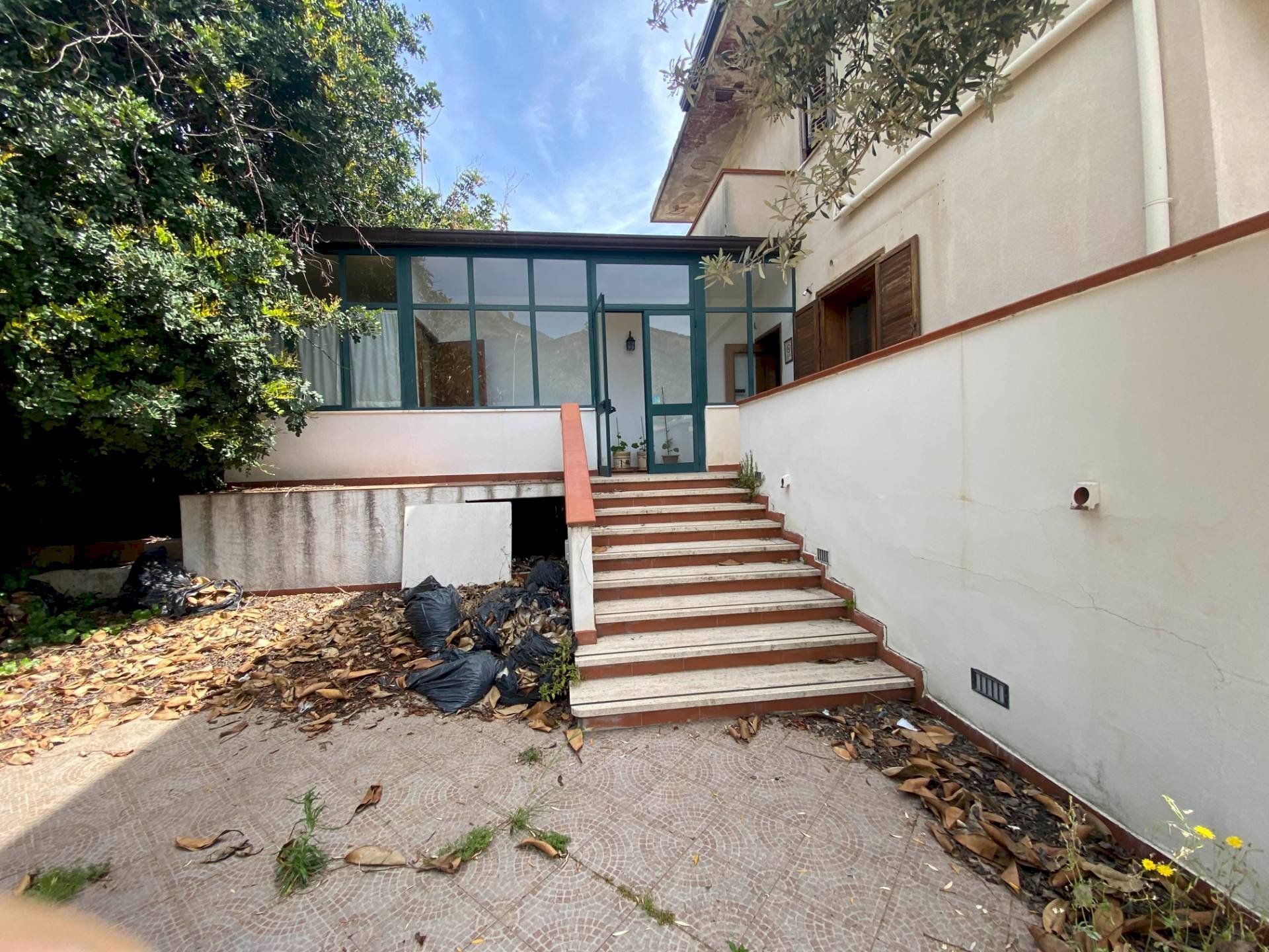 Foto 4 - Commercial Premises Viale Rosario Nicoletti
 
35, Palermo - photo 1