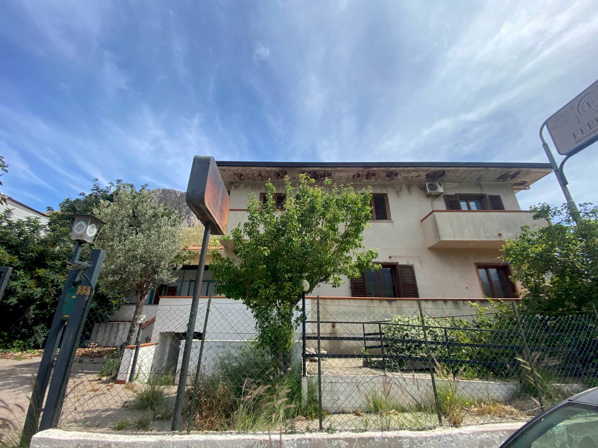 Foto 1 - Commercial Premises Viale Rosario Nicoletti
 
35, Palermo - floor plans 1