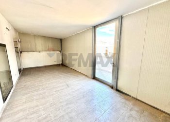 Stanza vuota - Locale Commerciale Corso Vittorio Emanuele III
 
234, Terrasini - foto 30