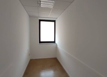 Foto 11 - Office via gramsci, Trezzo sull'Adda - photo 9