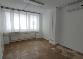 Foto 18 - Office via gramsci, Trezzo sull'Adda - photo 16