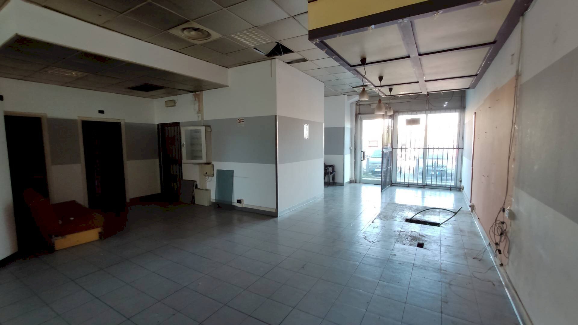 Foto 1 - Negozio via mazzini, Trezzo sull'Adda - foto 1