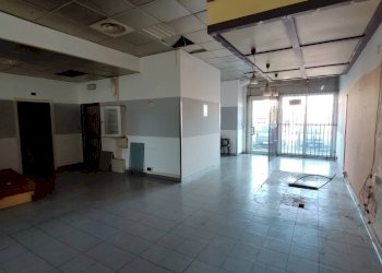 Foto 1 - Negozio via mazzini, Trezzo sull'Adda - foto 1