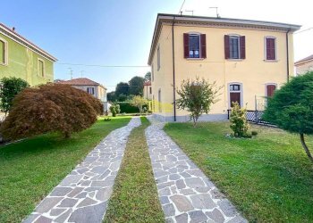 Foto 2 - Casa semi indipendente via Garibaldi, Capriate San Gervasio - foto 2