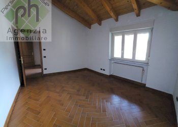 Foto 11 - Attico VIA GIUSEPPE GARIBALDI
 
14, Borgo Chiese - foto 11