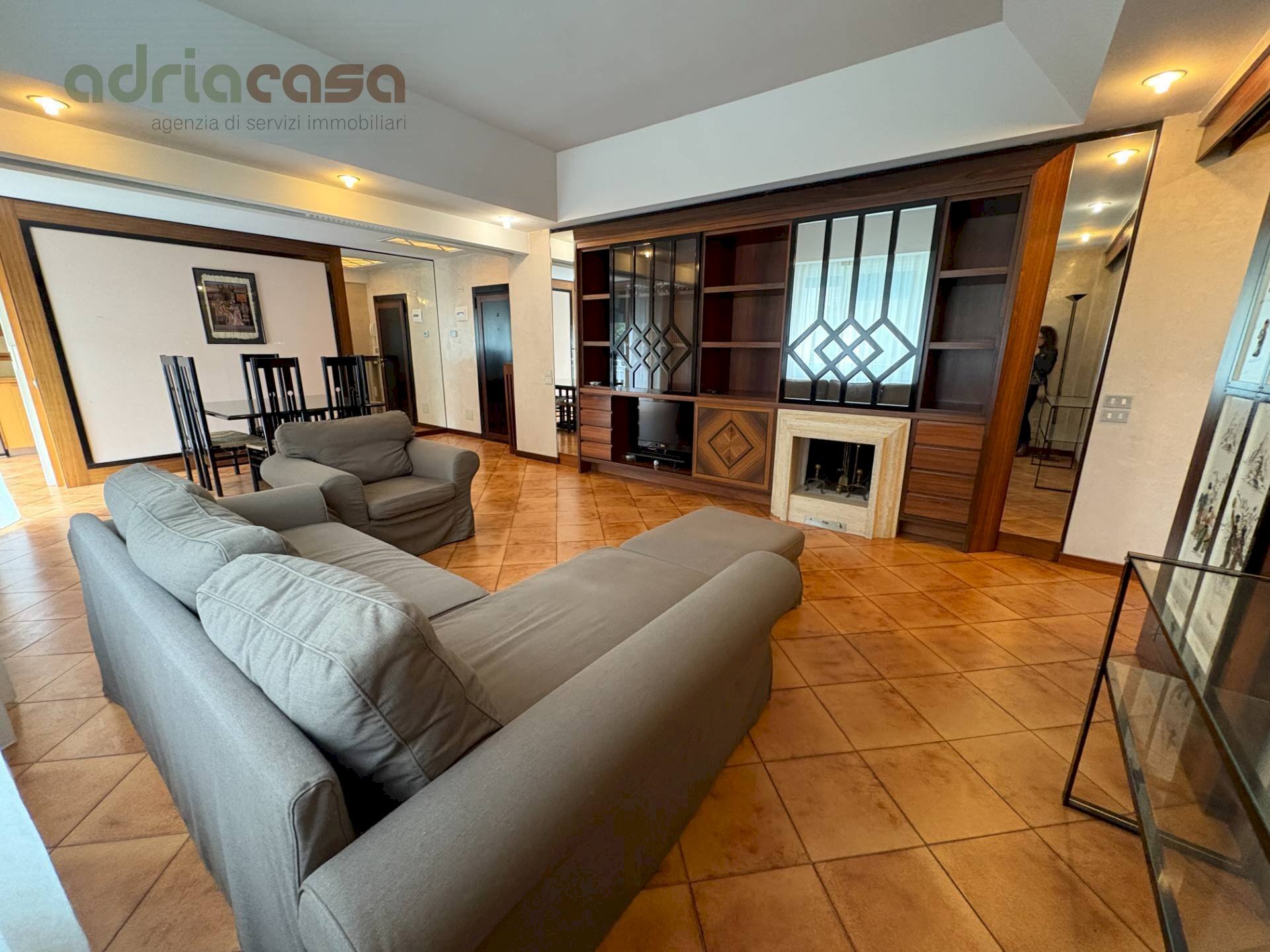 Foto 1 - Quadrilocale viale ceccarini, Riccione - foto 1