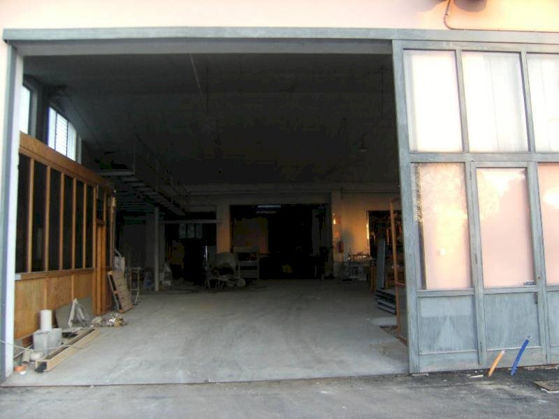 Ingresso - Capannone via Fratelli Kennedy, Novedrate - foto 3