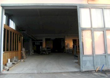 Ingresso - Capannone via Fratelli Kennedy, Novedrate - foto 3