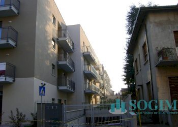 Foto 7 - Locale Commerciale via Toti, Carugo - foto 7