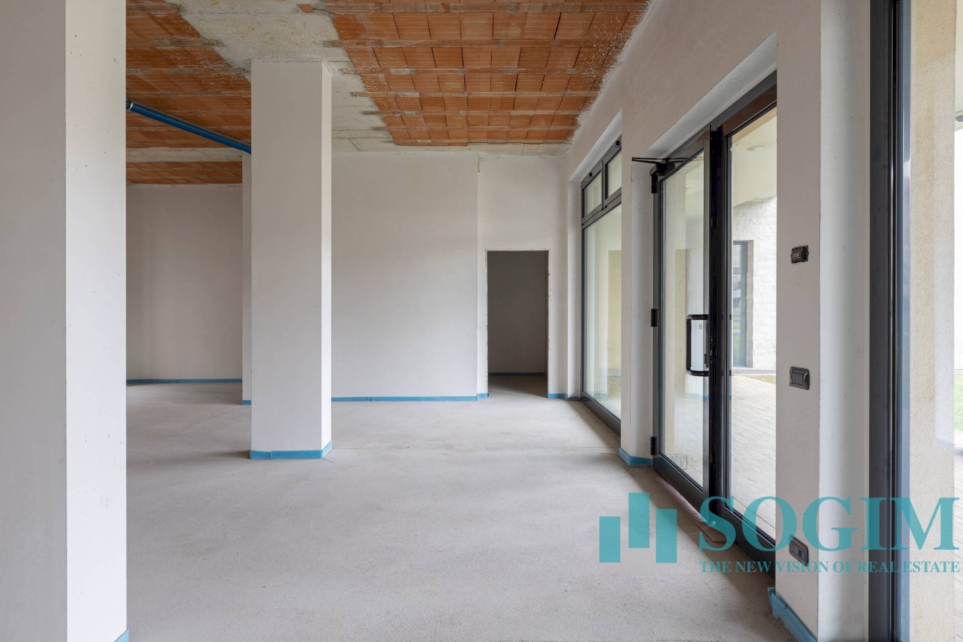 Foto 3 - Negozio via Toti, Carugo - foto 3