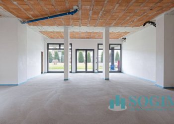 Foto 5 - Negozio via Toti, Carugo - foto 5