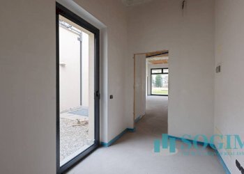 Foto 11 - Negozio via Toti, Carugo - foto 11