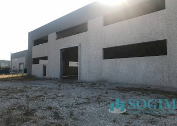 foto esterna - Shed via Valsorda, Carugo - photo 1