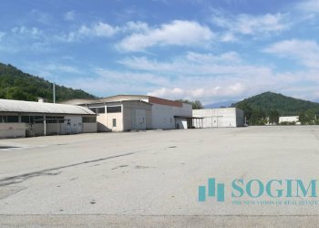 foto esterna - Capannone Cittiglio - foto 11