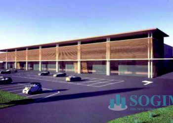 2 - Locale Commerciale Anzano del Parco - foto 2