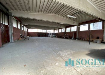 Foto 1 - Capannone Via Virgilio
 
24, Cantù - foto 1