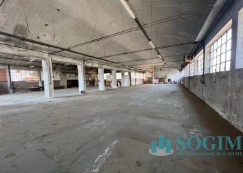 Foto 24 - Capannone Via Virgilio
 
24, Cantù - foto 24