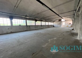 Foto 27 - Capannone Via Virgilio
 
24, Cantù - foto 27