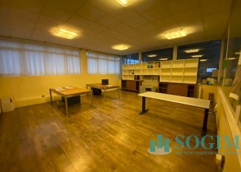 Foto 2 - Capannone Via Anglieri, Cantù - foto 2