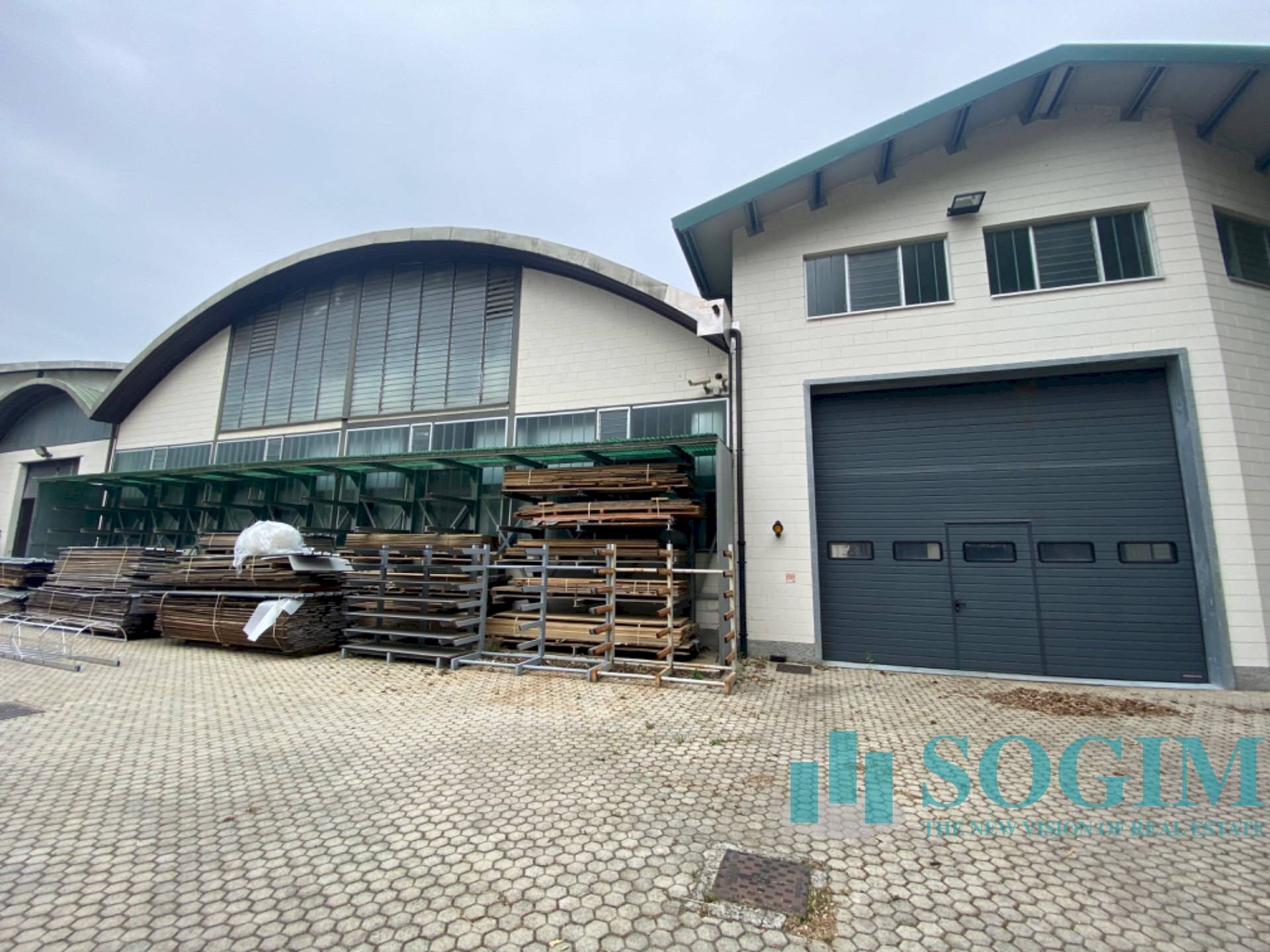 Foto 1 - Capannone Via Como
 
216, Cantù - foto 1