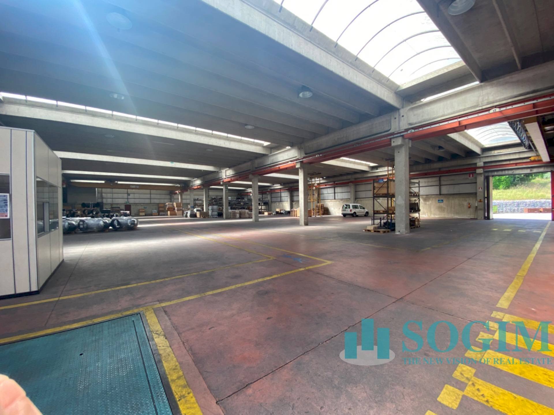 Foto 2 - Capannone Via Como
216, Cantù - foto 2