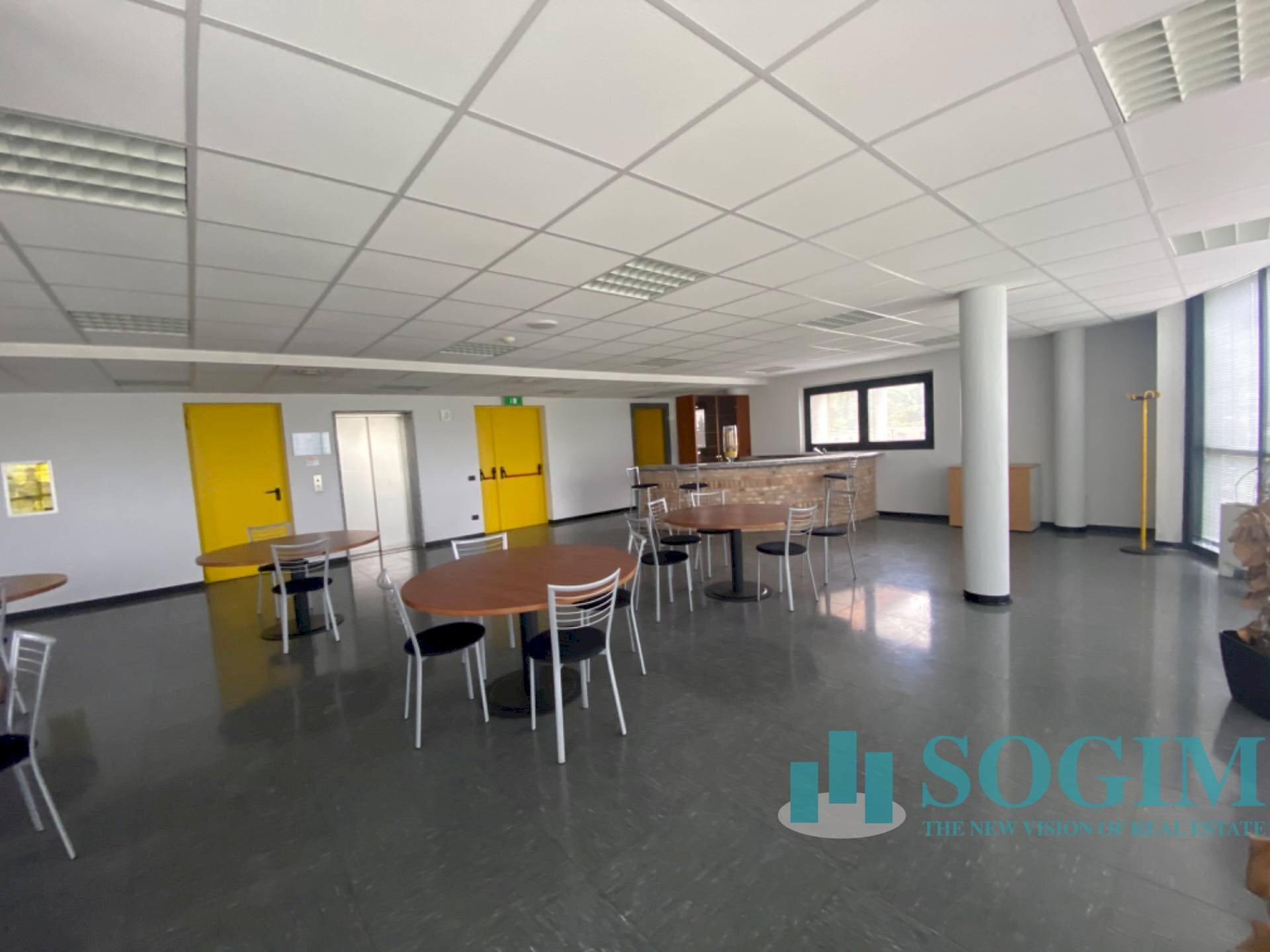 Foto 3 - Ufficio Via Como
 
214, Cantù - foto 3