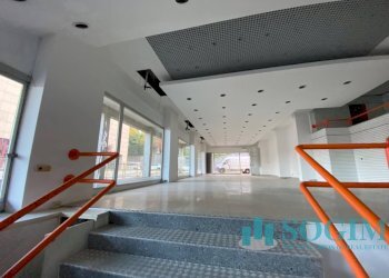 Foto 16 - Negozio Corso Unità Ditalia
 
15, Cantù - foto 16