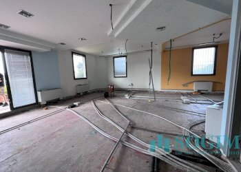 Interno_7 - Office Via Cavour
 
1, Rovello Porro - photo 7