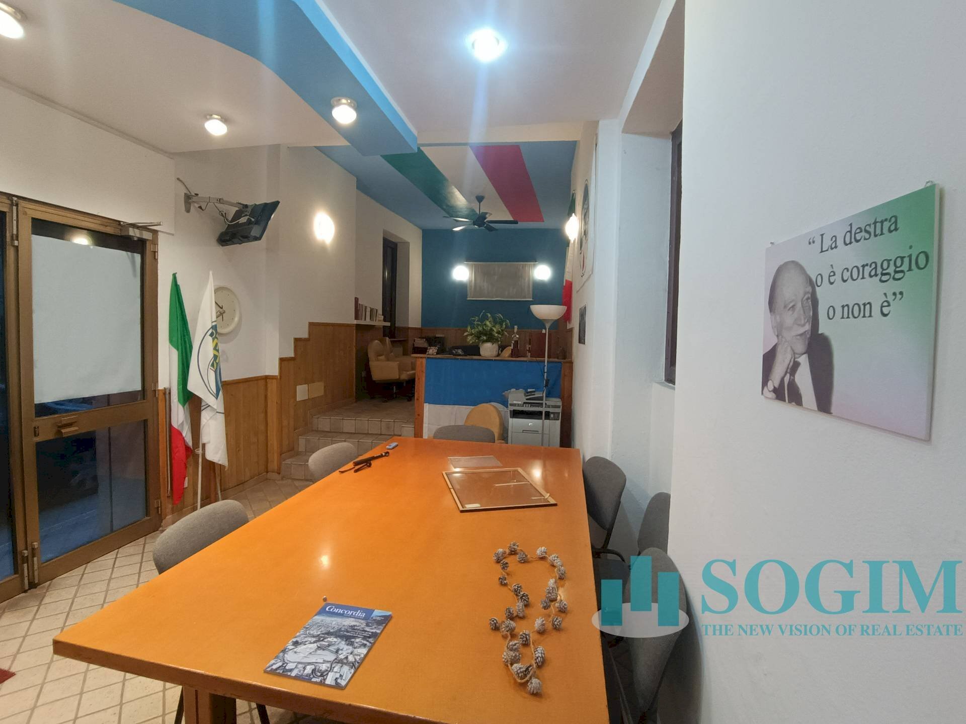 Ingresso_3 - Negozio via Magenta
 
1, Cadorago - foto 3