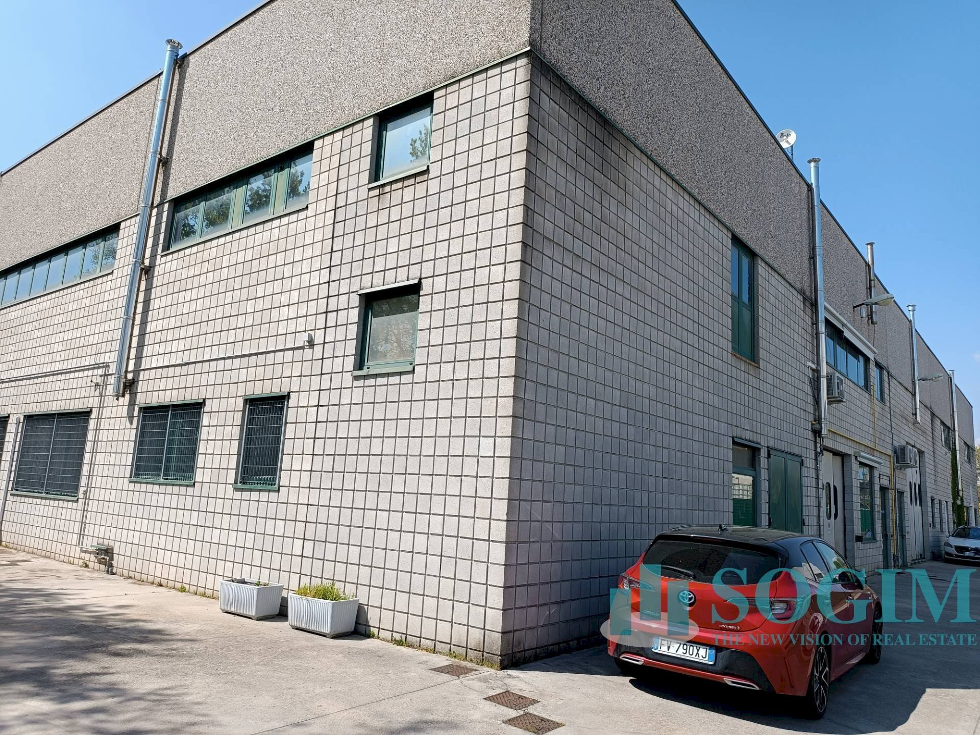 Esterno_2 - Magazzino Via della Cerca
 
17, Lurago Marinone - foto 3