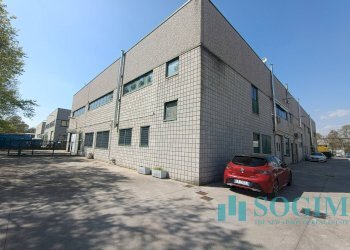 Esterno_3 - Warehouse Via della Cerca
 
17, Lurago Marinone - photo 1