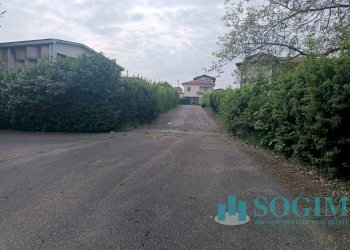 Area esterna - Terreno edificabile Via Vittorio Emanuele
7, Olgiate Comasco - foto 1